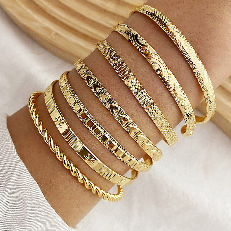 ✨Elegant Twist Bracelet Set for Women💕