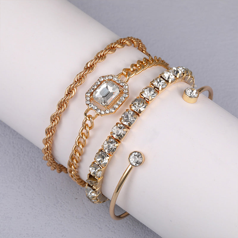 ✨Elegant Twist Bracelet Set for Women💕