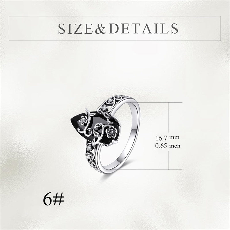 💍 Vintage Floral Black Gemstone Ring – Timeless Boho Elegance