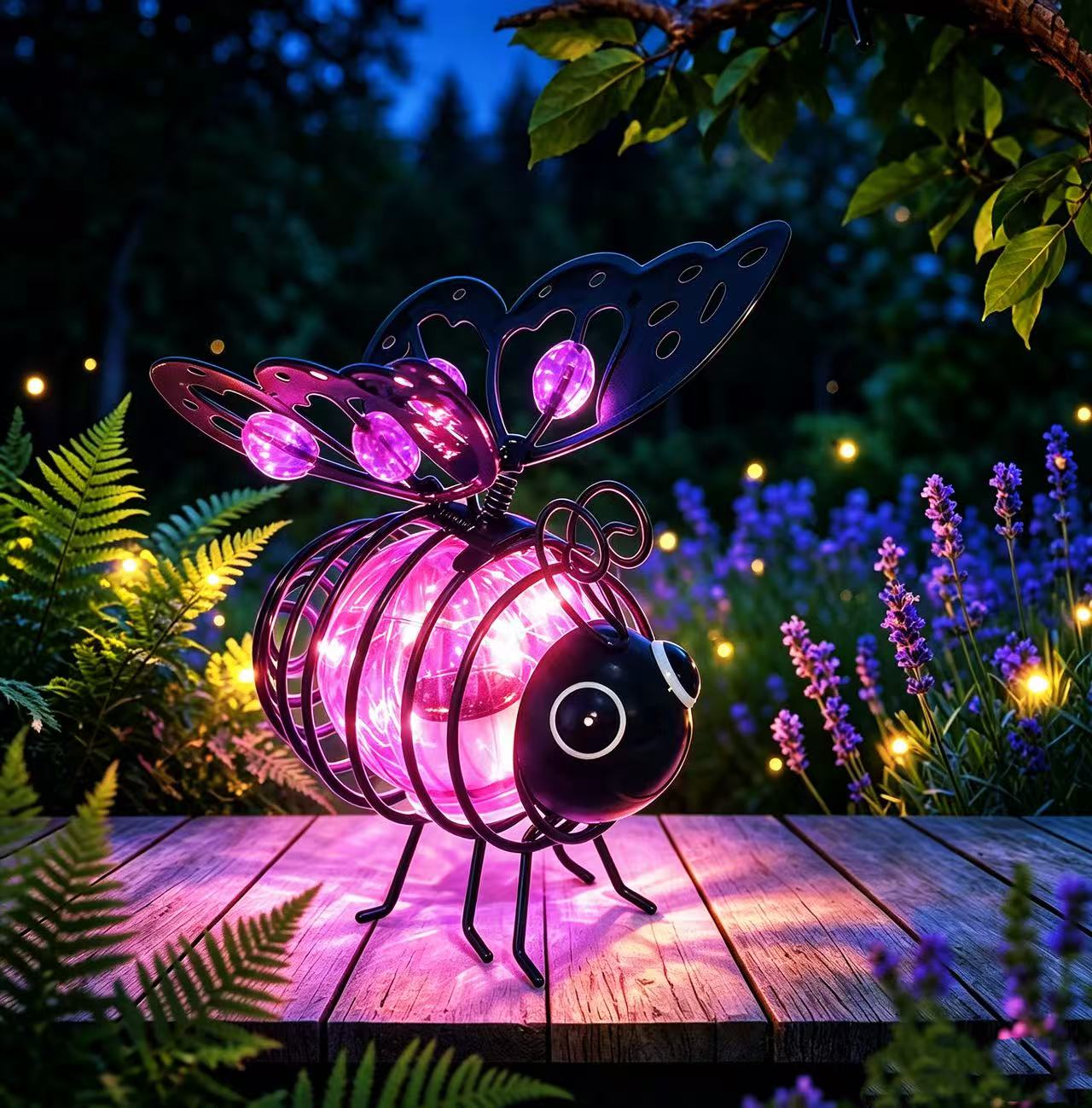 ✨🐝Solar Heart-Winged Bee Light | Weather-Resistant Metal Garden Ornament with Warm Glow