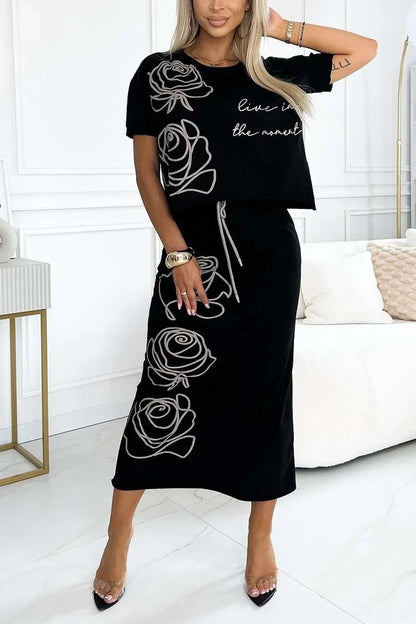 💕Women's casual two-piece floral T-shirt and mid-length skirt set
