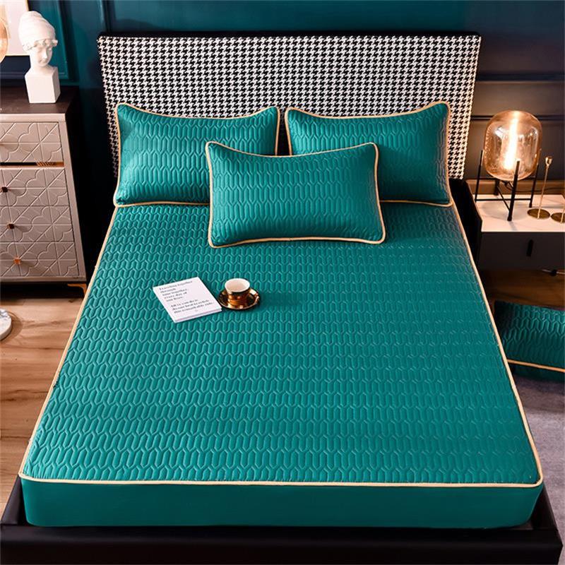 2023 Latest Breathable Silky Mattress Cover