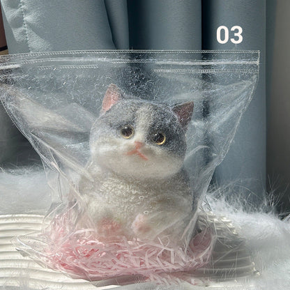 🎁😻Cute and soft cat-shaped toy💕(relieves stress)