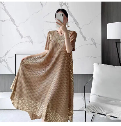 💥Hot Sales-49% OFF🔥Midi Sleeve Pleated V-Neck Loose Dress