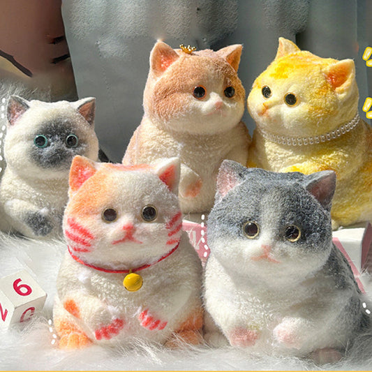 🎁😻Cute and soft cat-shaped toy💕(relieves stress)