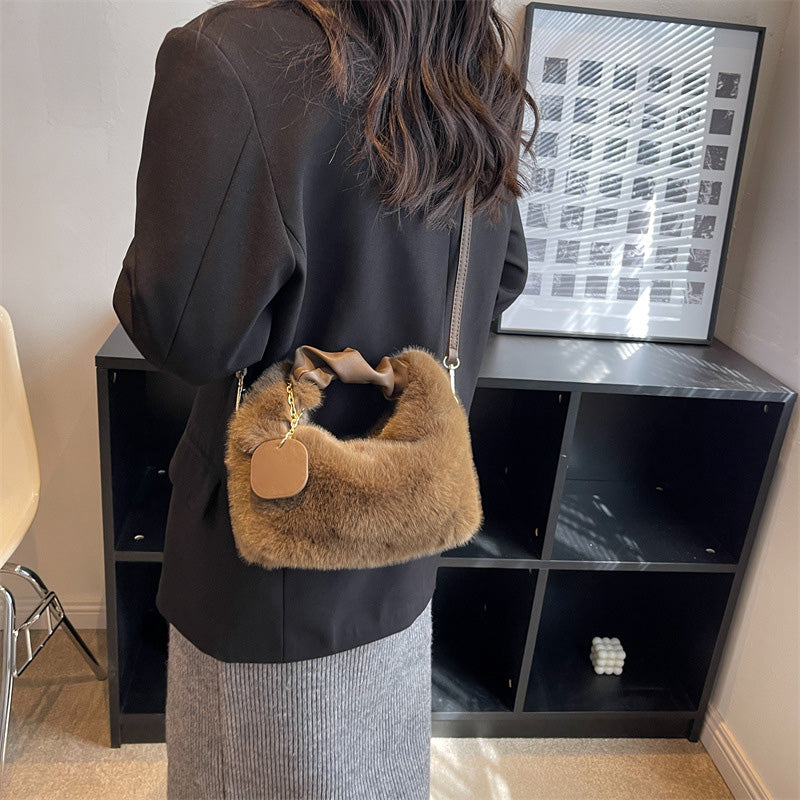 🎁Best Gift For Her💕 - New Fashion Trend Multifunctional Skin-Friendly Faux Fur Bag