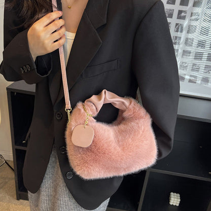 🎁Best Gift For Her💕 - New Fashion Trend Multifunctional Skin-Friendly Faux Fur Bag