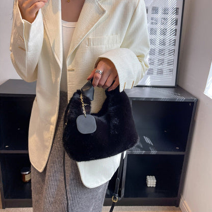 🎁Best Gift For Her💕 - New Fashion Trend Multifunctional Skin-Friendly Faux Fur Bag