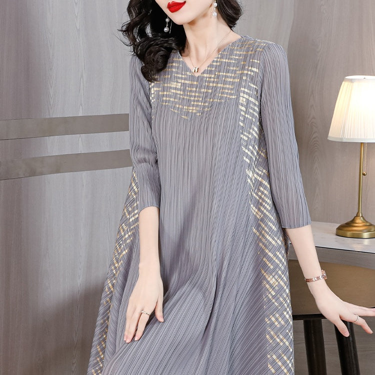 💥Hot Sales-49% OFF🔥Midi Sleeve Pleated V-Neck Loose Dress