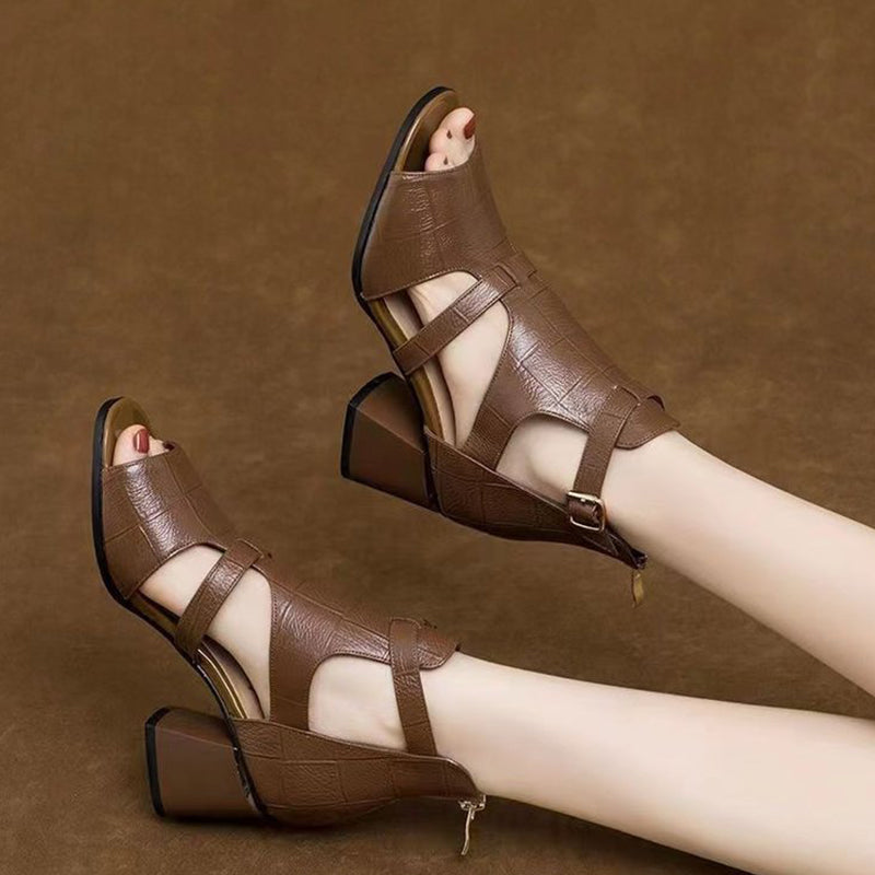 👡[35-40] 2024 New Soft Bottom Hollow Chunky Heel Soft Leather Roman Sandals