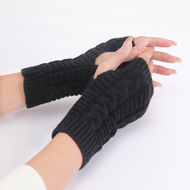 ❄️Autumn & Winter Knitted Half-Finger Gloves with Twisted Pattern🍂