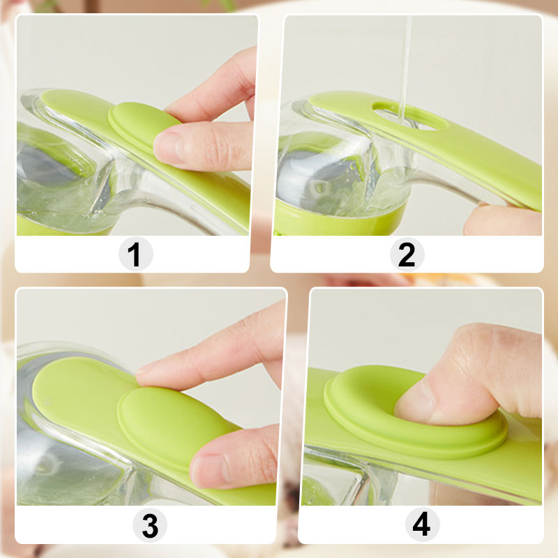 🐶Pet Bath Brush with Long Handle & Shampoo Dispenser🌿