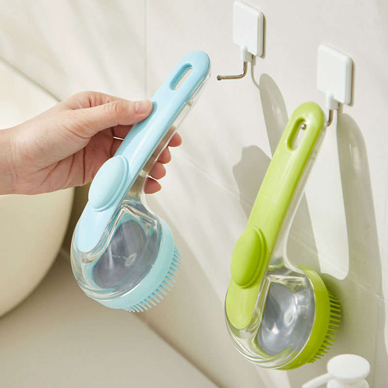 🐶Pet Bath Brush with Long Handle & Shampoo Dispenser🌿