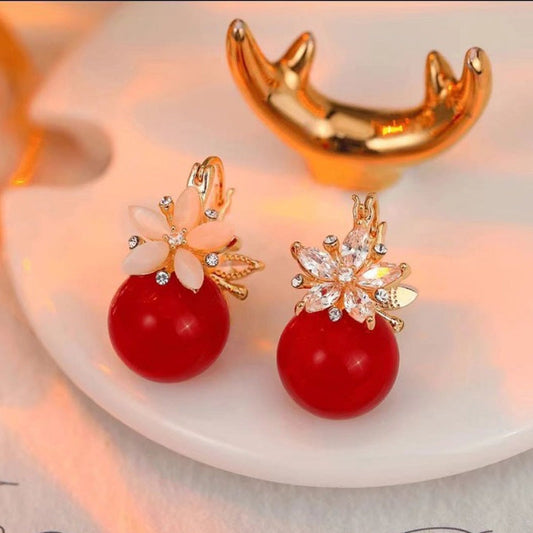 🍒Delicate Flower Pearl Earrings✨