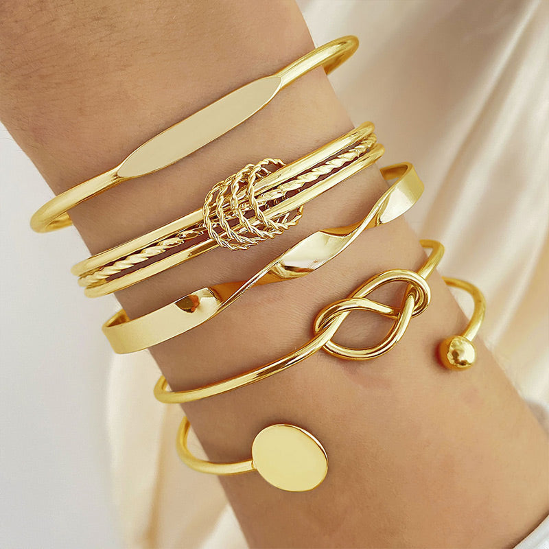 ✨Elegant Twist Bracelet Set for Women💕