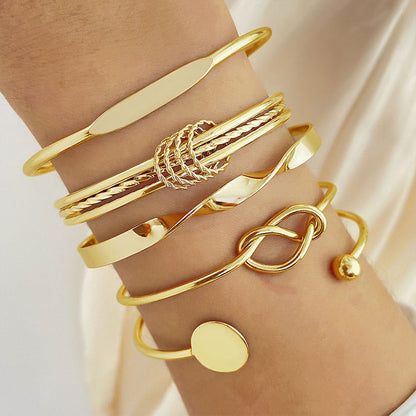 ✨Elegant Twist Bracelet Set for Women💕