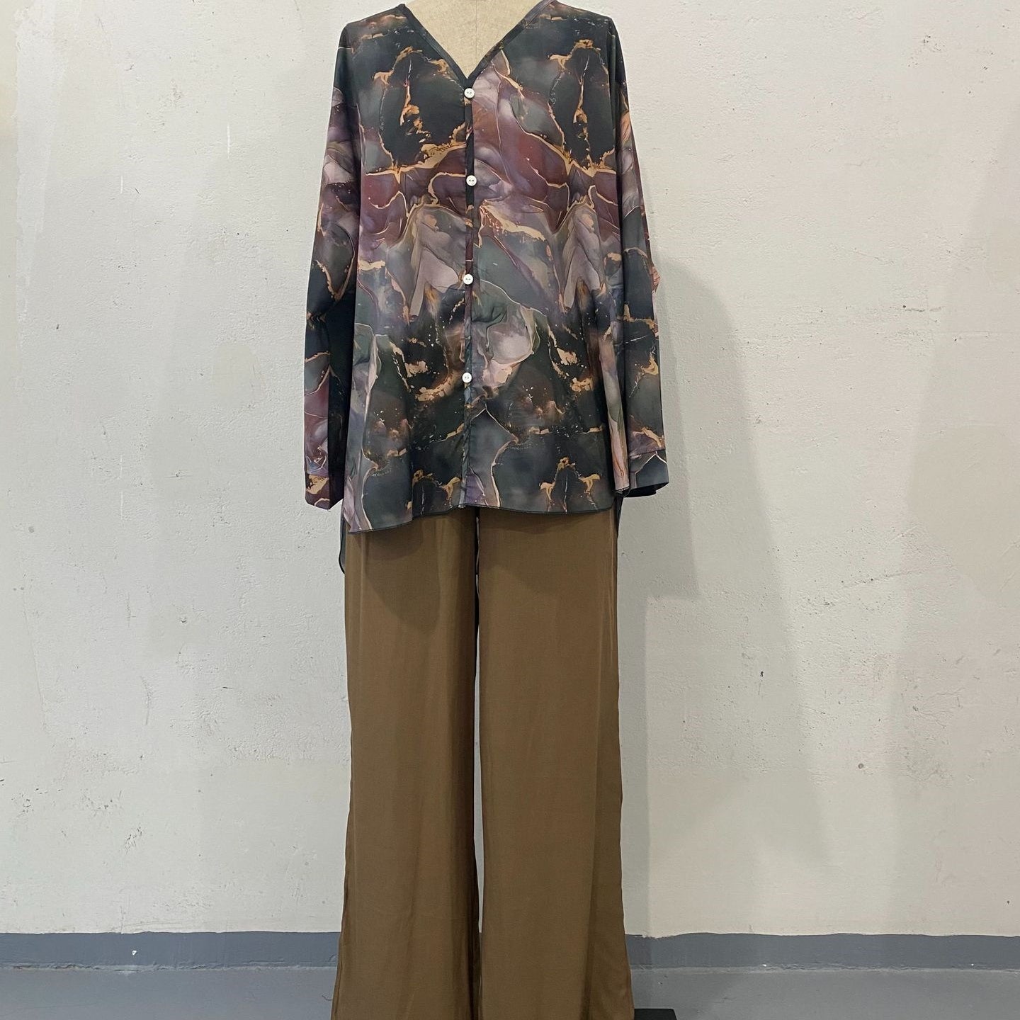 💥Hot Sale🍃Casual V-neck Printed Three Piece Suit