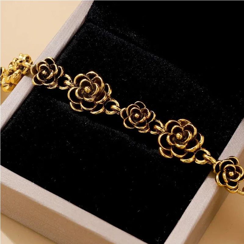 ✨Women's Vintage Elegance Floral Bracelet🏵️