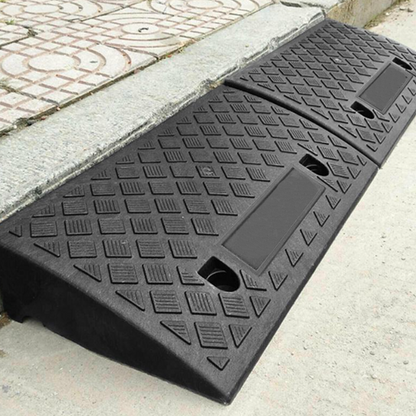 ♿ Portable Curb Ramp – Safer, Smoother Access Over Curbs & Steps
