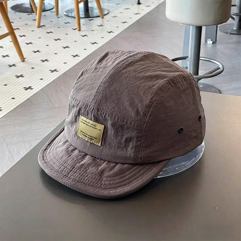 Short Brim Packable Cap – 5-Panel Urban Hat, Lightweight Crinkle Fabric, Foldable & Soft Top, Casual Streetwear Unisex