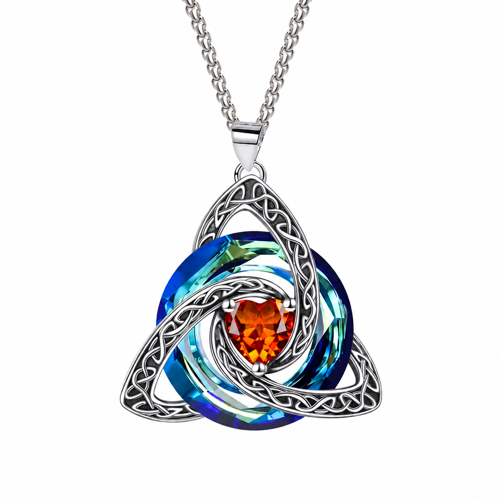 💎 Celtic Heart Necklace – Sparkling Crystal Elegance