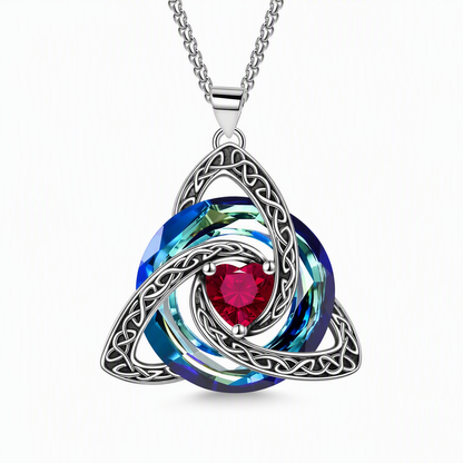 💎 Celtic Heart Necklace – Sparkling Crystal Elegance